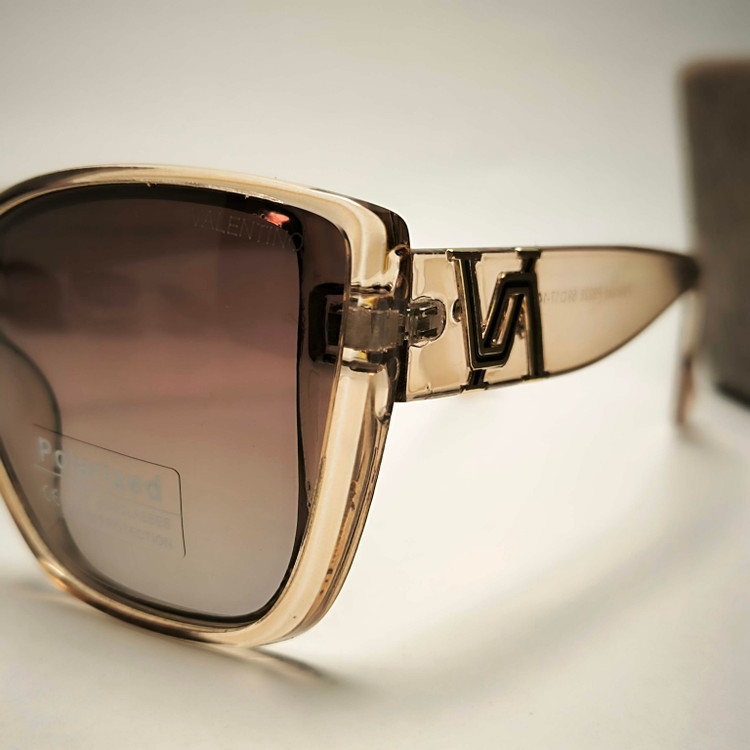 عینک آفتابی پلاریزه زنانه VALENTINO کد 8028
