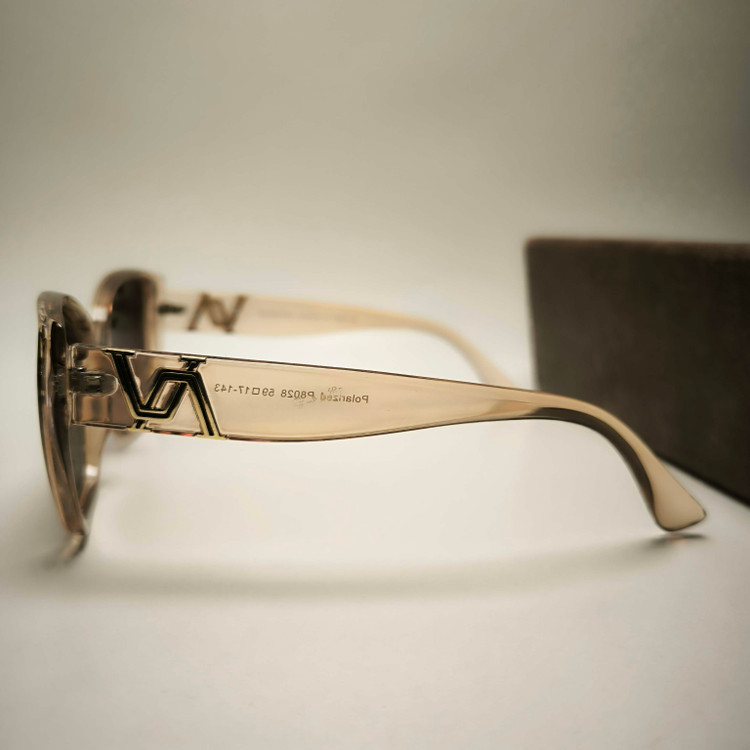 عینک آفتابی پلاریزه زنانه VALENTINO کد 8028