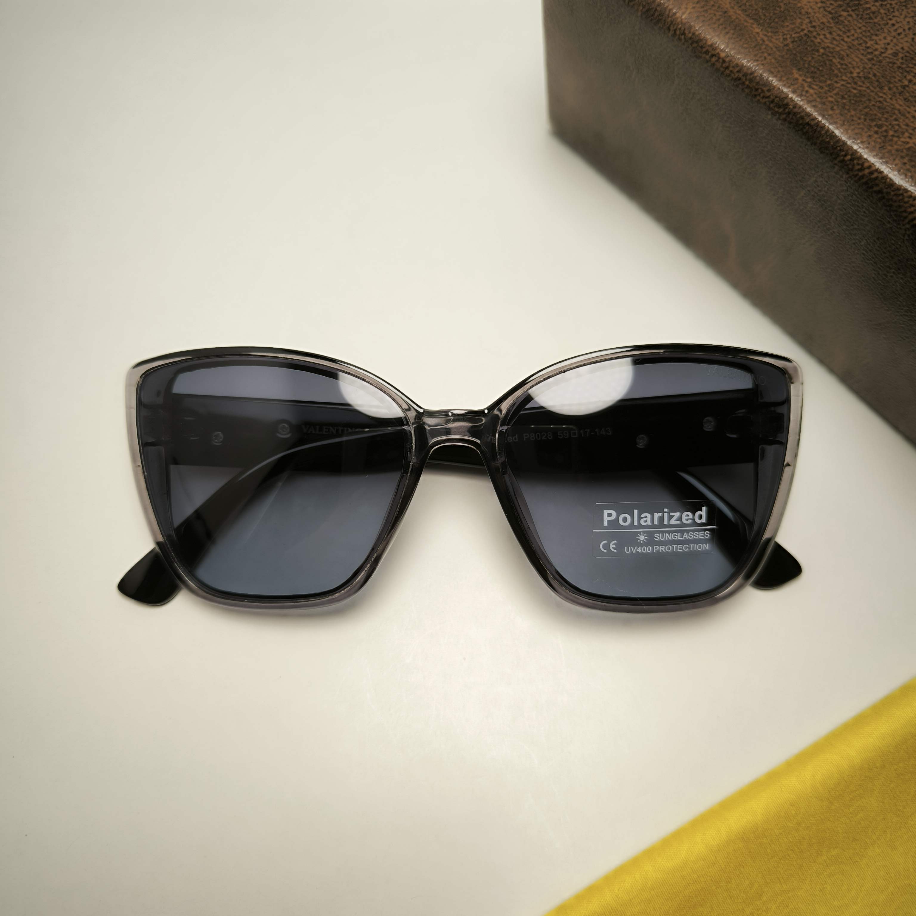 عینک آفتابی پلاریزه زنانه VALENTINO کد 8028