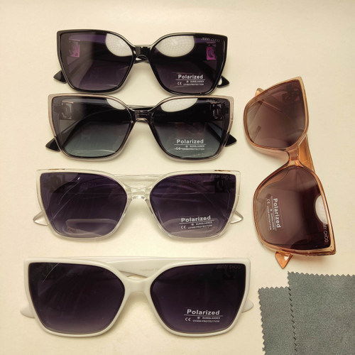 عینک آفتابی پلاریزه زنانه JIMMY CHOO کد 88086