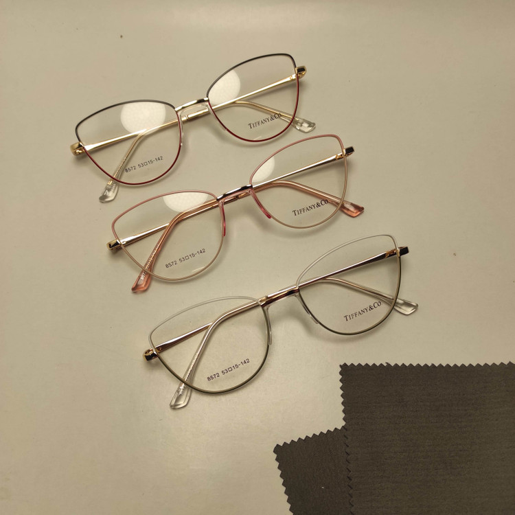 عینک طبی زنانه فلزی پد یک تیکه برند TIFFANY کد 8572