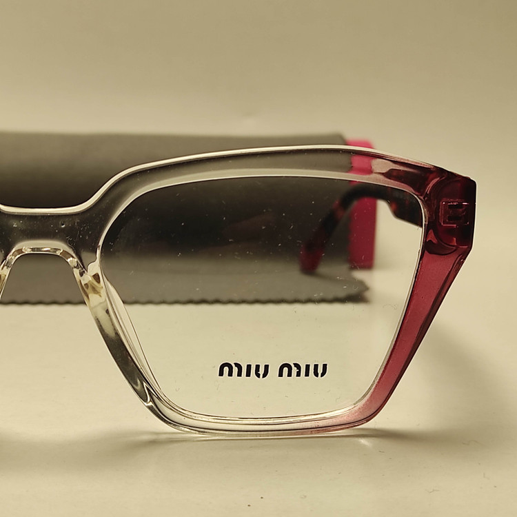 عینک طبی زنانه کائوچو اسیتیت برند MIU MIU کد 81901
