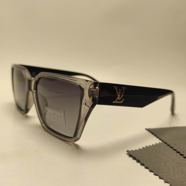 عینک آفتابی پلاریزه زنانه LOUIS VUITTON کد 2322