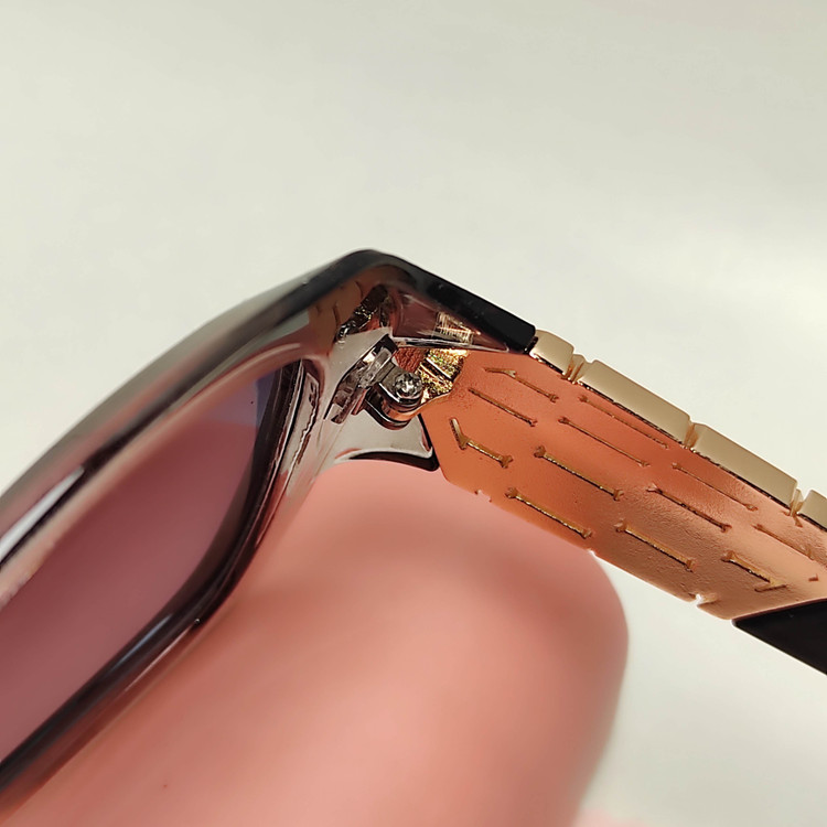 عینک افتابی زنانه پلاریزه BVLGARI کد88147 - راستین شاپ بی آر جی