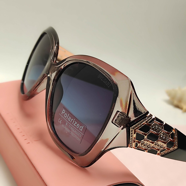 عینک افتابی زنانه پلاریزه BVLGARI کد88147 - راستین شاپ بی آر جی