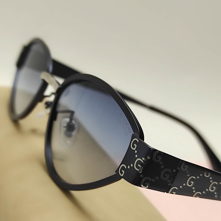 عینک افتابی زنانه فلزی فشن gucci 2696 - راستین شاپ بی آر جی