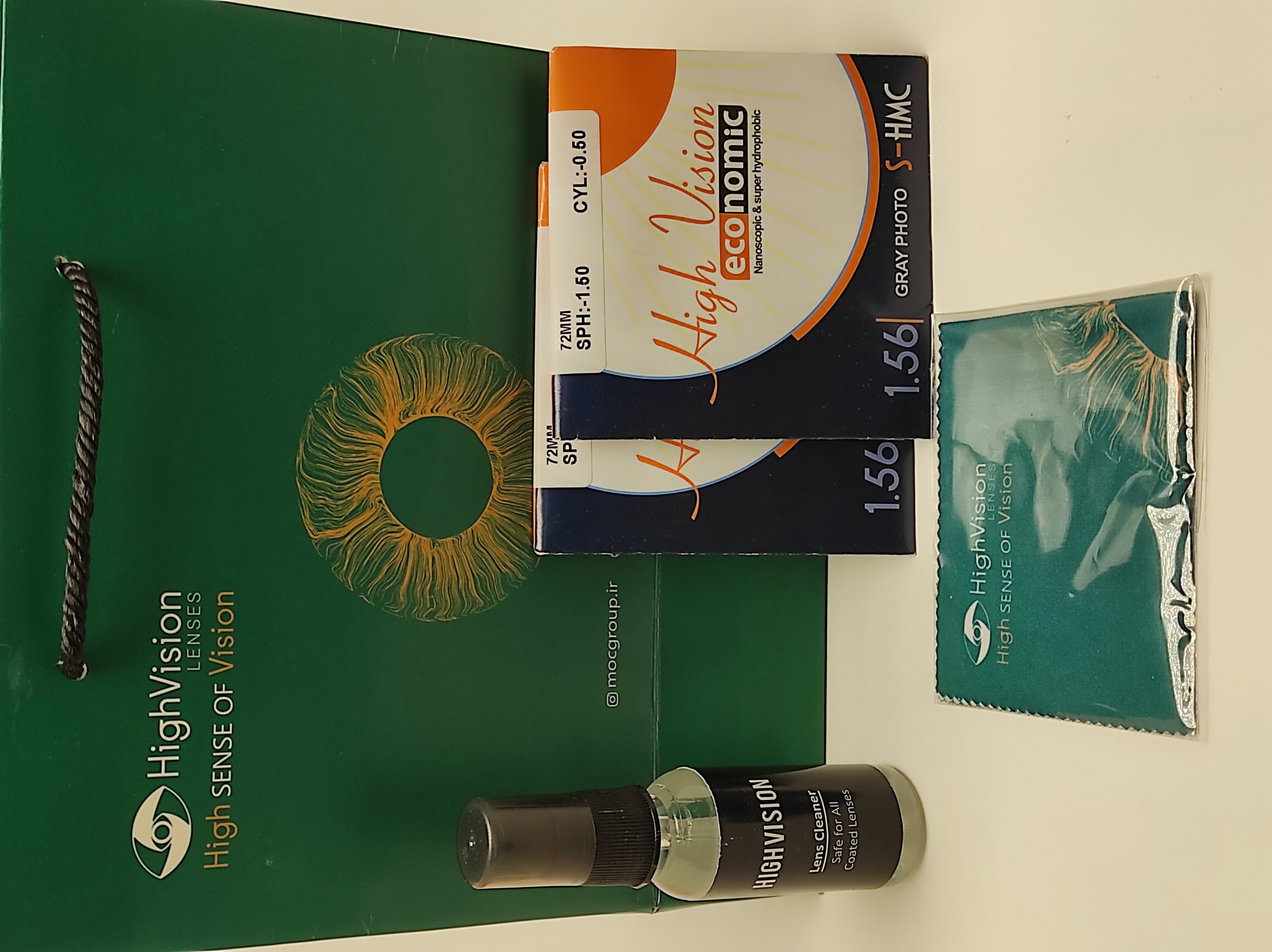 عدسی فتوکرومیک 1.56 اکو برند های ویژن High vision - راستین شاپ بی آر جی