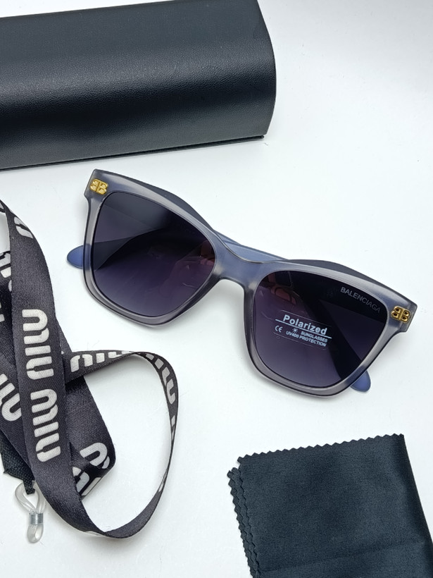 عینک آفتابی زنانه پلاریزه بالنسیاگا Balenciaga مدل 82526