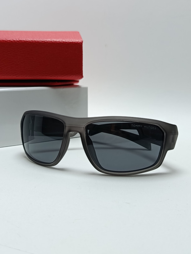 عینک آفتابی ورزشی Tommy Hilfiger مدل23_2026