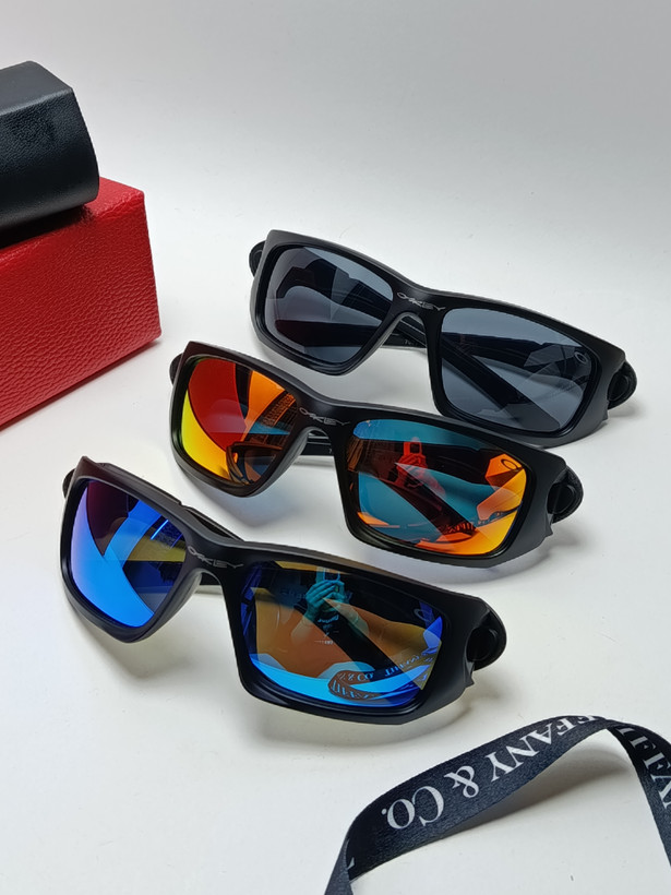 عینک آفتابی ورزشی اوکلی oakley مدل7032