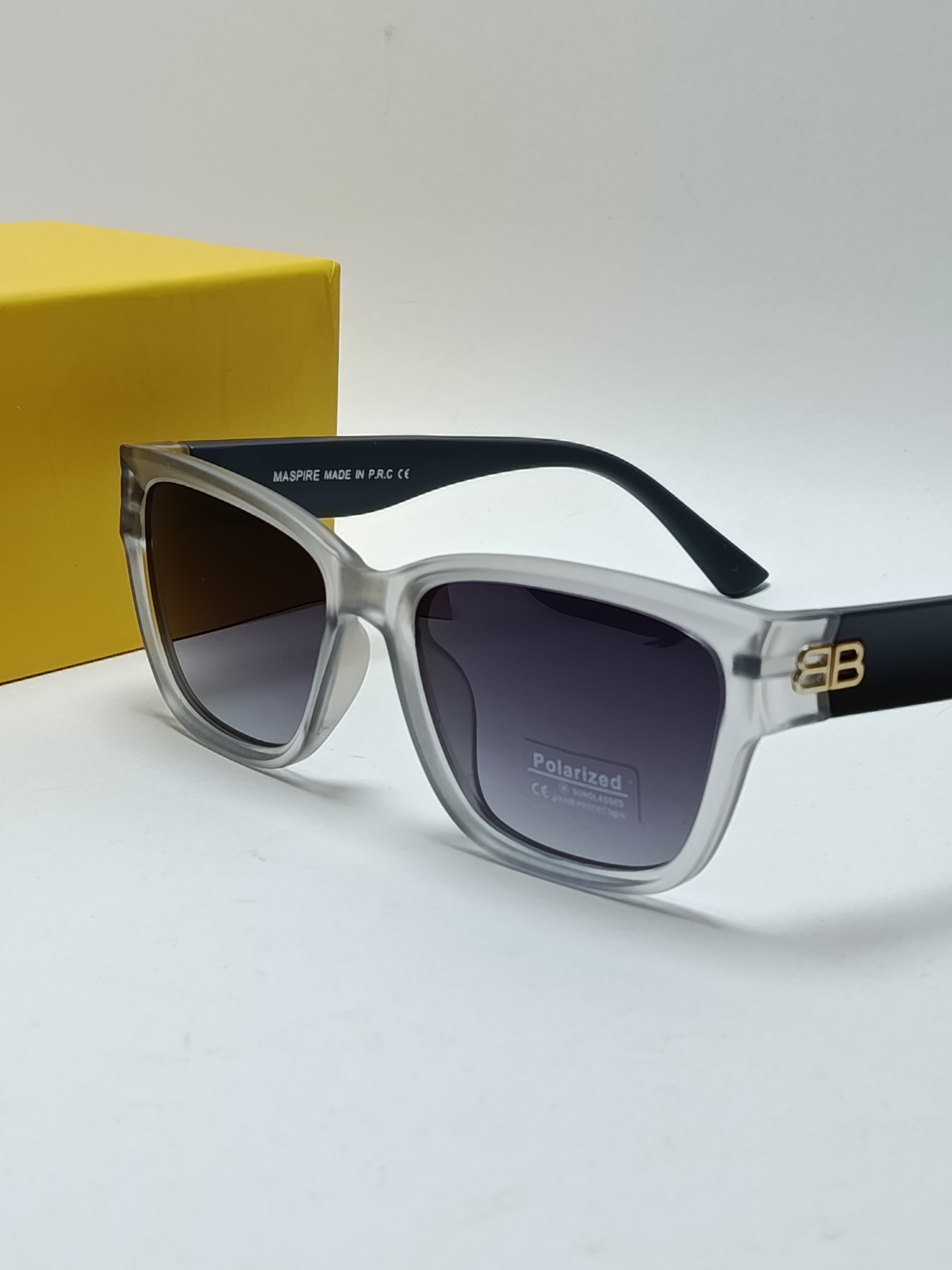 عینک آفتابی کائوچو پلاریزه Balenciagaمدل 6007