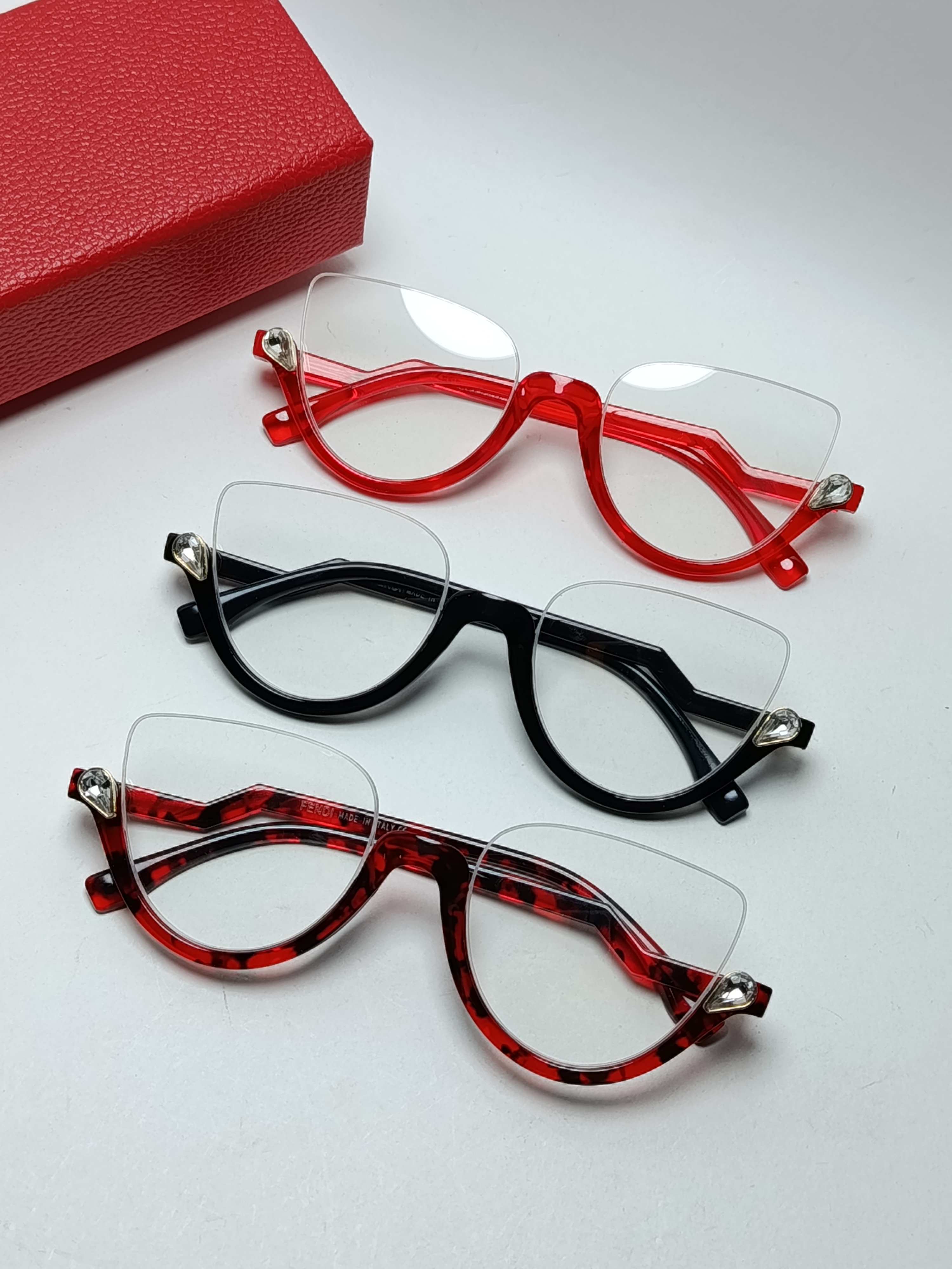 عینک بلوکات زنانه کائوچو FENDI